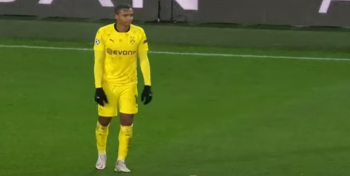 Manuel Akanji ma dwie oferty! Gigant wkroczył do gry o jego podpis, choć Manchester City ma też inną ofertę za niego