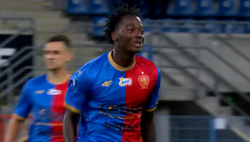 Piast w końcu to zrobił. Doczekał się i wygrał, chociaż szybko przegrywał 0:2 (VIDEO)