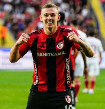 Niemożliwy transfer Kacpra Kozłowskiego. Wątpliwości zostały rozwiane