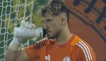 Kacper Tobiasz blisko odejścia z Legii Warszawa. Dogadał się z nowym klubem