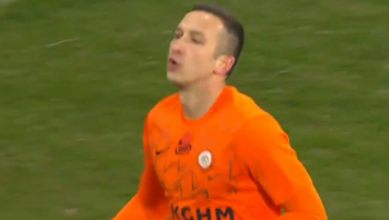 Miedziowi idą po medal, Wisła z odwrotnym nurtem. Zagłębie wiceliderem, mistrz jesieni coraz niżej. Grzybek załatwił sprawę (VIDEO)