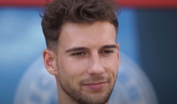 Goretzka na celowniku dwóch gigantów. Jeden jest z Włoch, a drugi z Anglii