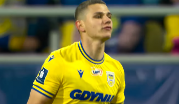 Arka nie tonie. W debiucie nowego trenera ograła niedawno rewelację ligi. 19-latek liderem (VIDEO)