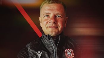 Kamil Kuzera po prawie dwóch latach wraca na ławkę trenerską. Ma utrzymać ten zespół w lidze