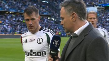 Sceny w przerwie meczu Lech - Legia. Piłkarz gości krzyczał na dziennikarza Canal+ Sport