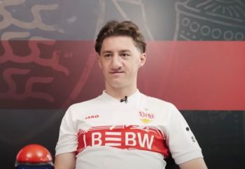 Juventus zainteresowany Angelo Stillerem. Kluczowa klauzula i walka o Ligę Mistrzów
