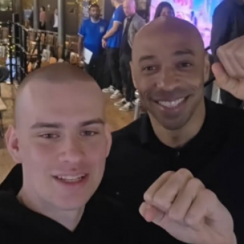 Legenda reaguje na polską zbiórkę. Thierry Henry wystawia niezwykłą nagrodę