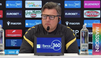 Kosta Runjaić na celowniku nowego klubu. Miałby zastąpić znanego trenera w 2-krotnym mistrzu Włoch