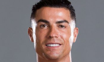FIFA opublikowała zdjęcia Cristiano Ronaldo z każdego mundialu (ZDJĘCIA) FIFA opublikowała zdjęcia Cristiano Ronaldo z każdego mundialu (ZDJĘCIA)