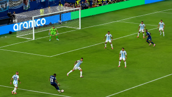 Argentyna o krok od katastrofy z debiutantem. Największa sensacja na MŚ 2026 wisiała w powietrzu Argentyna o krok od katastrofy z debiutantem. Największa sensacja na MŚ 2026 wisiała w powietrzu