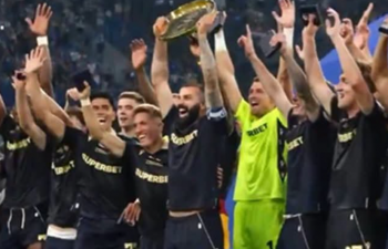 Lech Poznań z Superpucharem Polski. Górnik prowadził przy Bułgarskiej, ale potem przyjął mocne ciosy (VIDEO)