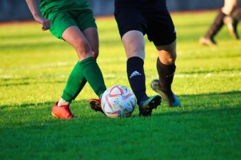 Oficjalnie: Ekstraklasa zmienia terminarz! Nowe daty meczów Lecha i Pogoni