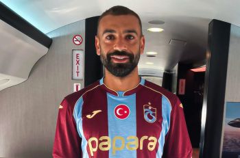 Mohamed Salah szokuje! Egipcjanin nowym zawodnikiem Trabzonsporu. Padły konkretne liczby kontraktu