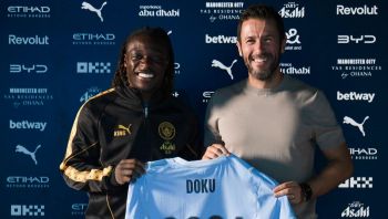 Jérémy Doku zdradził, dlaczego został w Manchesterze City
