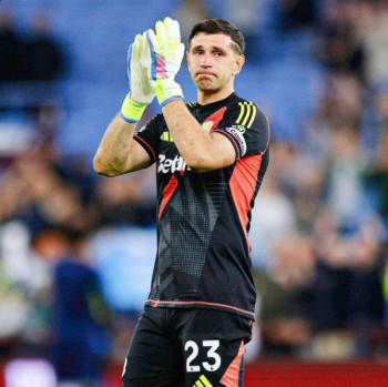 Wielki transfer legł w gruzach! Emiliano Martinez na lodzie, Juventus wybrał innego bramkarza