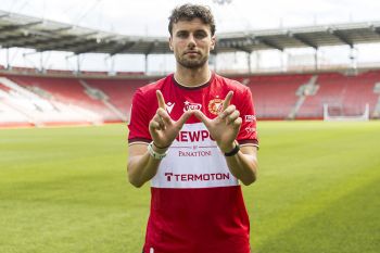 Widzew Łódź sprowadził kolejnego piłkarza. Był nawet w Interze, ale tam się nie przebił