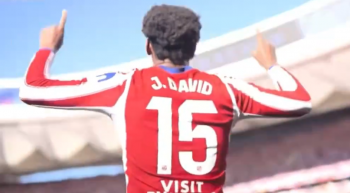 Derby Madrytu dla Atletico! Jeden błąd obrońcy Realu ściągnął na Królewskich ogromne kłopoty (VIDEO)