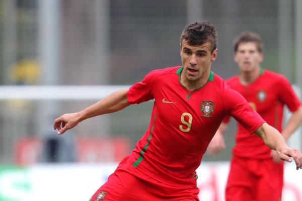 Były napastnik Porto i Fulham trafi z Cypru do Legii?