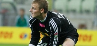 Nie podbił nawet Serie B. Chce go 