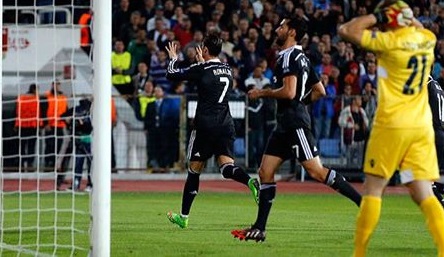 1/8 Ligi Mistrzów: Real Madryt - AS Roma 2:0 (VIDEO)