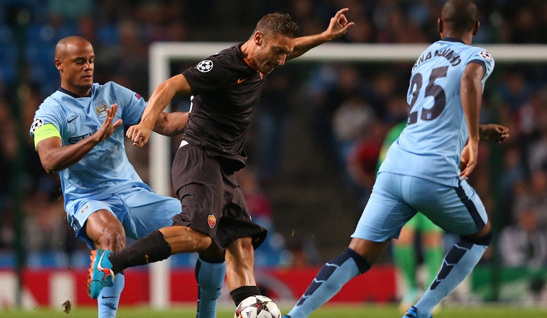 Rosyjska ruletka Romy... Anglicy chcą dwóch rannych!