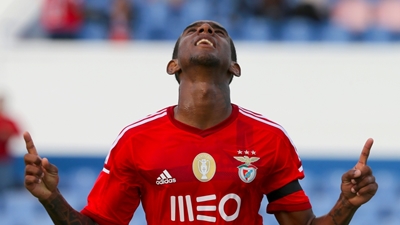 Pierwsze zwycięstwo Benfiki. Sytuacja w grupie skomplikowana (VIDEO)