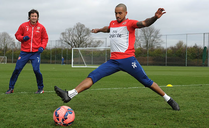 Wenger straci ważnego gracza!? Walcott zimą może odejść!